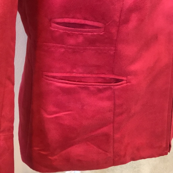 Nygard Red Zipper Front Soft Faux Suede Jacket w/Front Pockets and Wide Lapel-12 - Picture 9 of 16